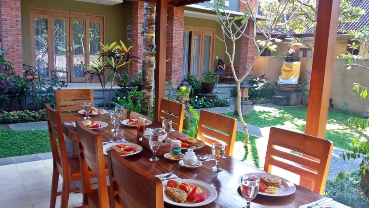 Tuga Guest House Ubud Экстерьер фото